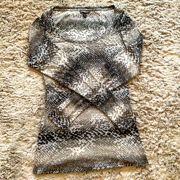 EXPRESS MESH BLACK & GREY LONG SLEEVE - Picture 3 of 7